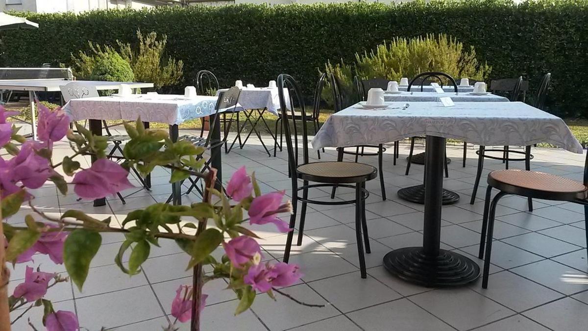 לוקה Giada Palace Apartments & Pool - Giada Palace Group מראה חיצוני תמונה