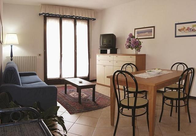 לוקה Giada Palace Apartments & Pool - Giada Palace Group מראה חיצוני תמונה