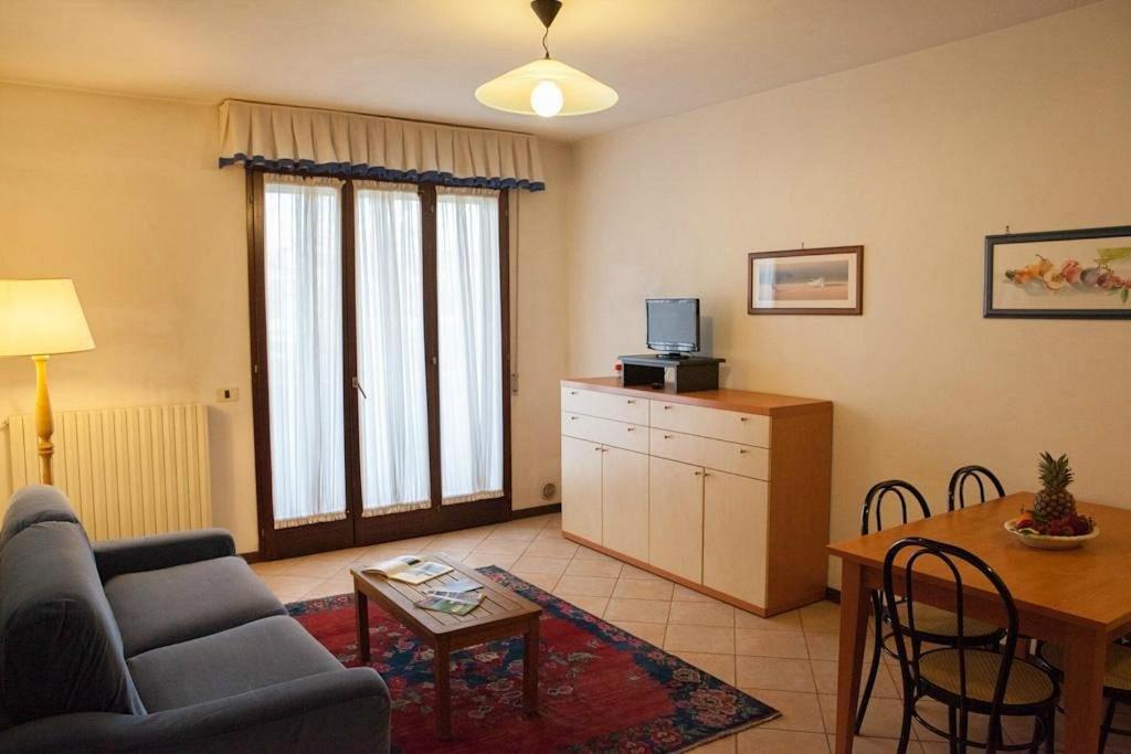 לוקה Giada Palace Apartments & Pool - Giada Palace Group מראה חיצוני תמונה