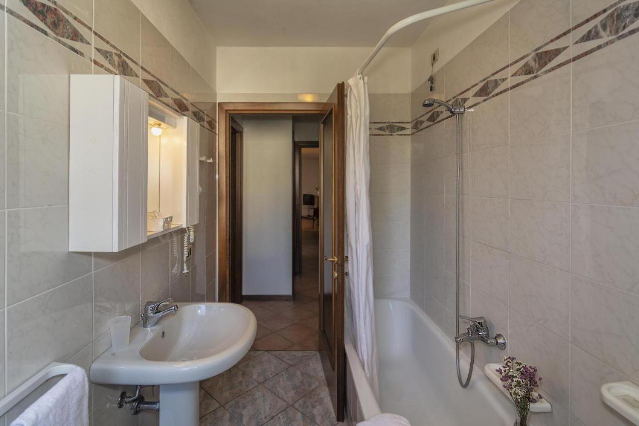 לוקה Giada Palace Apartments & Pool - Giada Palace Group מראה חיצוני תמונה